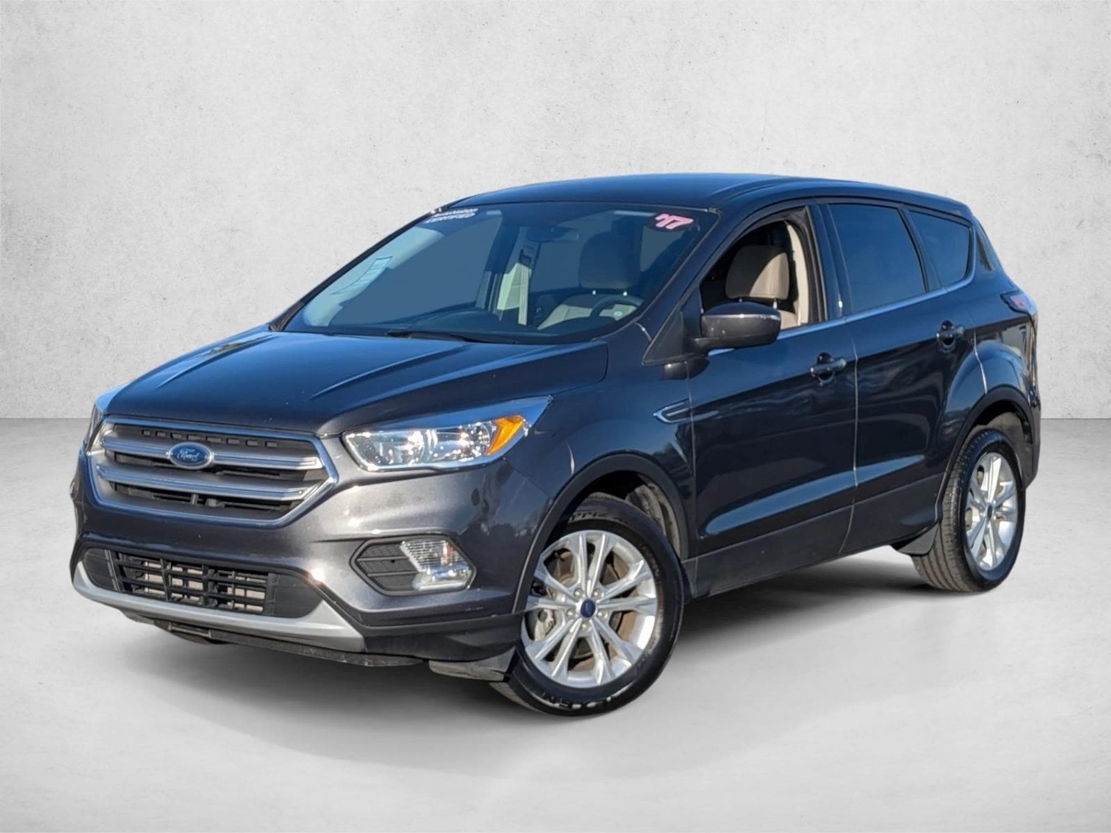 2017 Ford Escape SE's photo