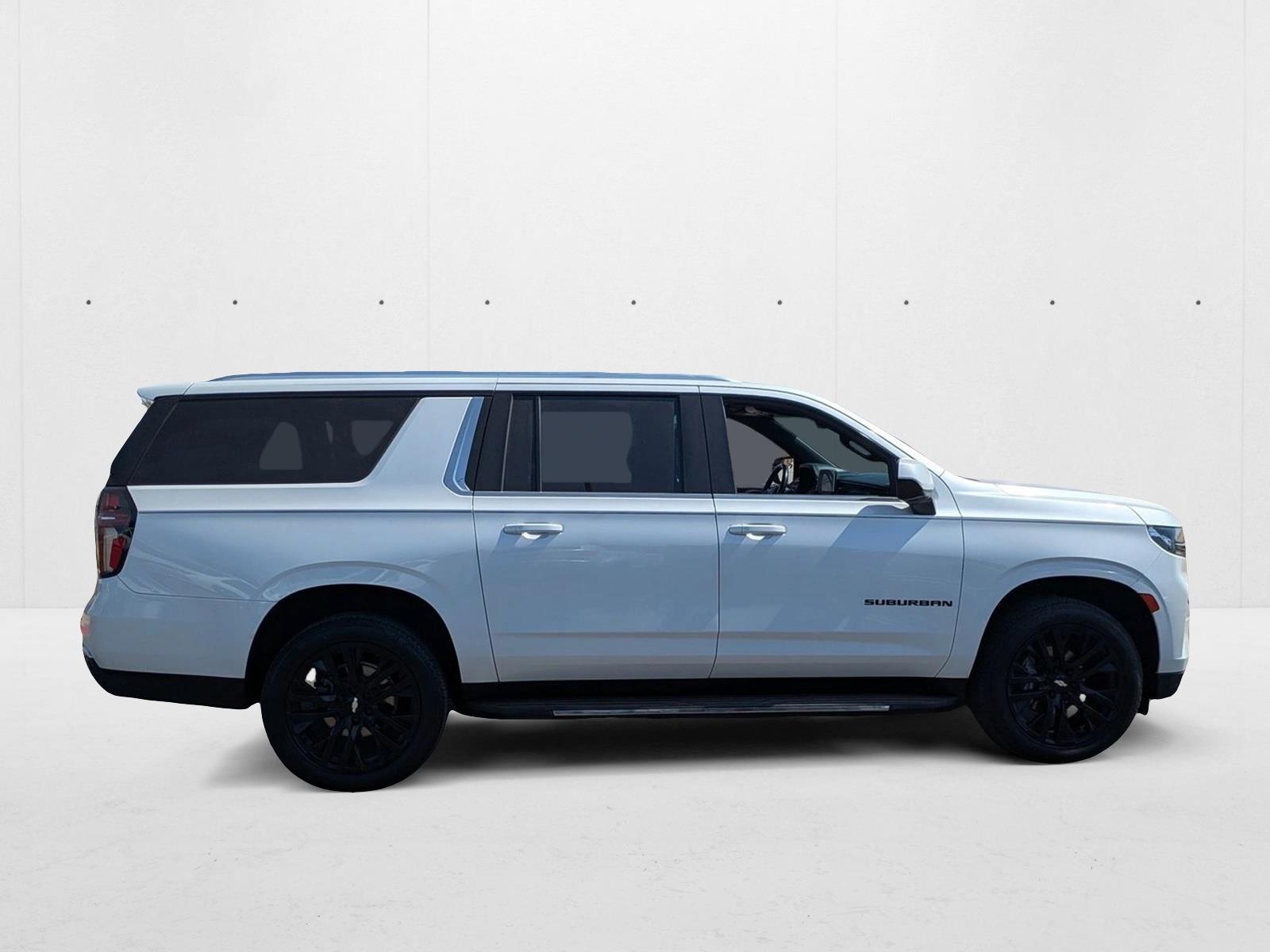 Image of Used 2021 Chevrolet Suburban LT