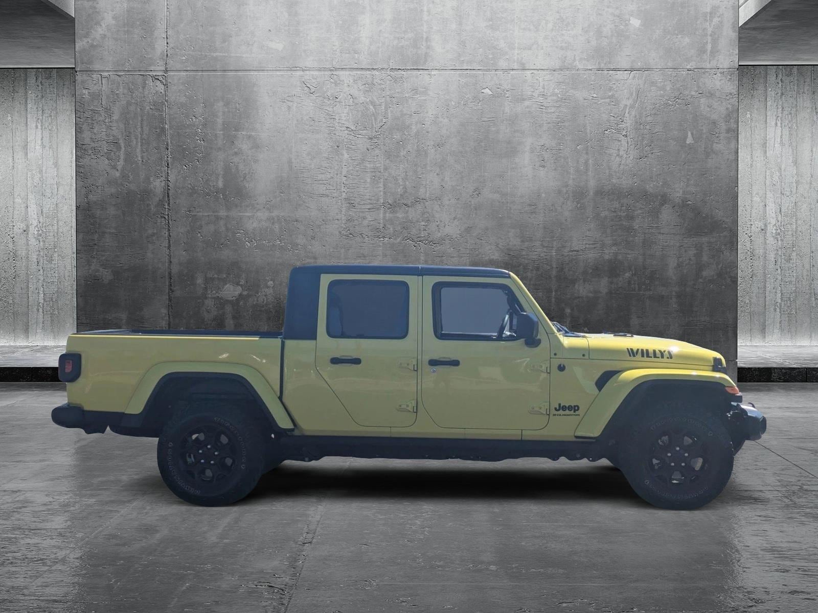 Image 4 of Used 2023 Jeep Gladiator Willys