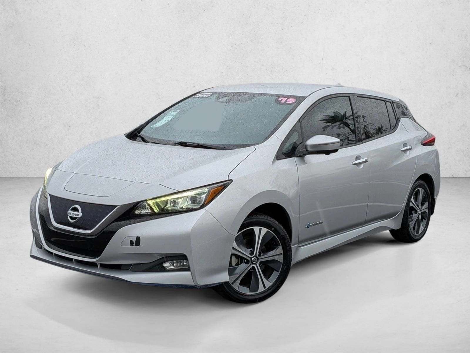 2019 Nissan Leaf SL Plus's photo