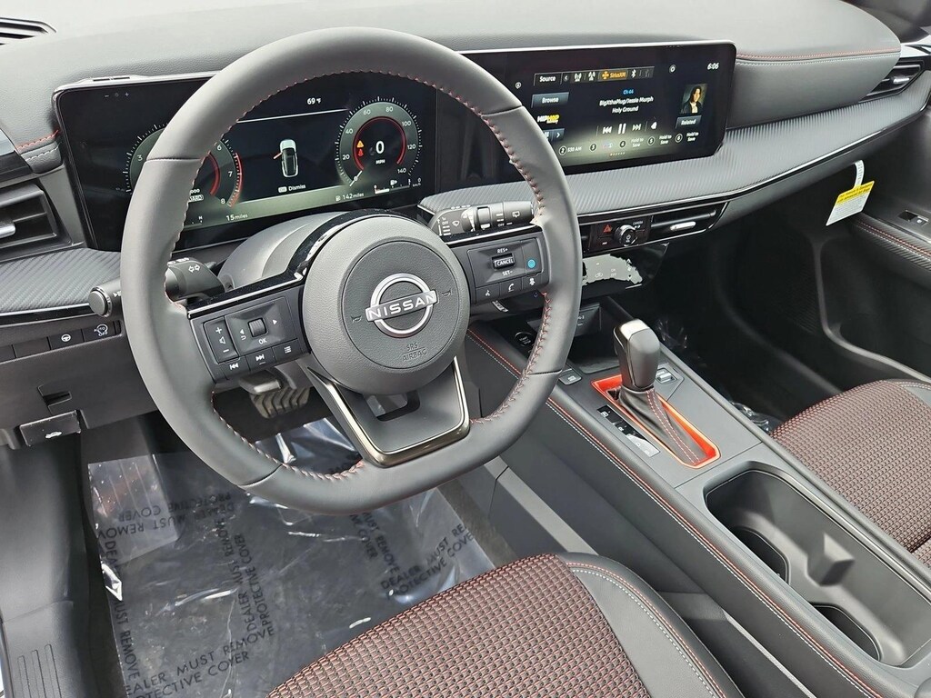 Used 2025 Nissan Kicks SR Sport Utility