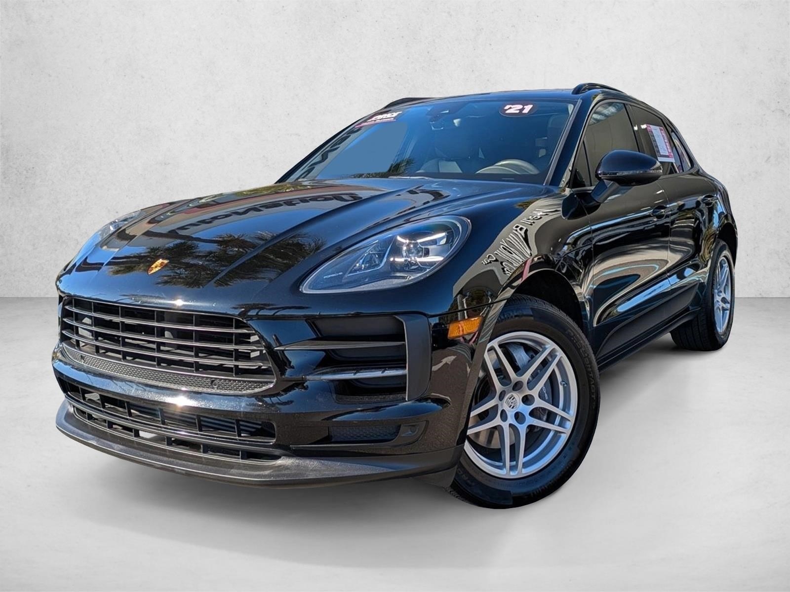 2021 Porsche Macan Base's photo