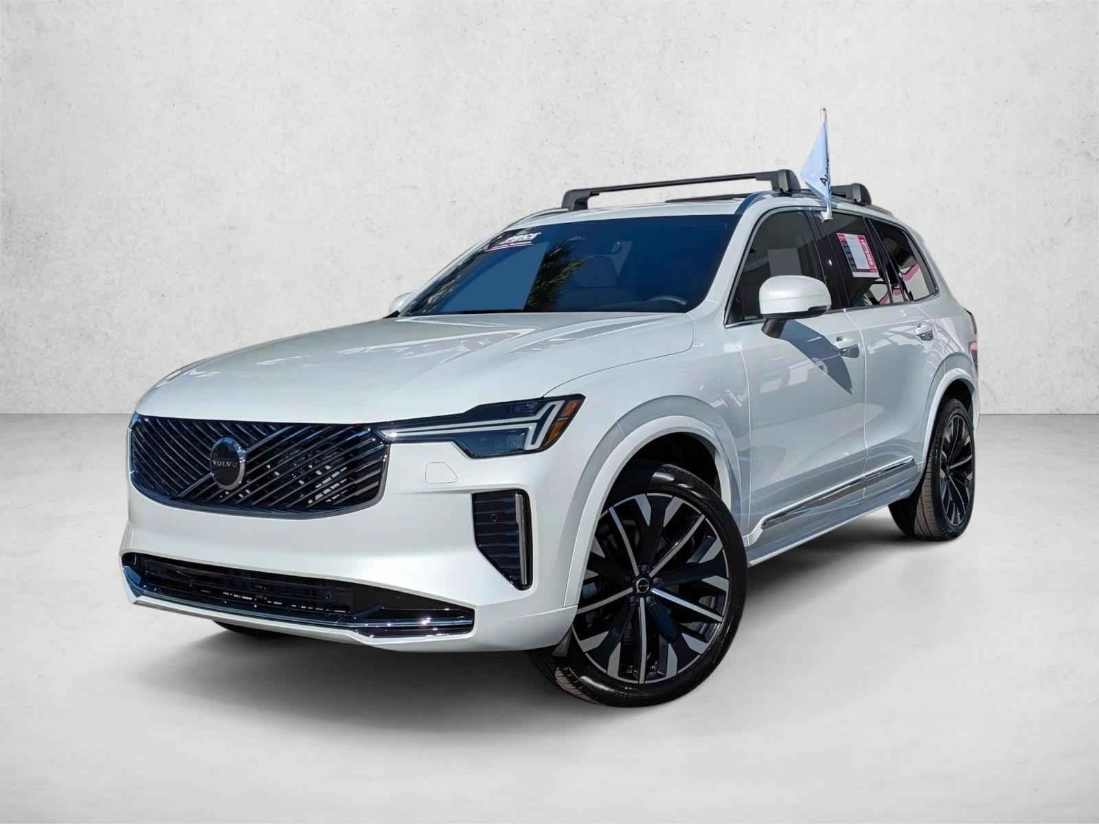 2026 Volvo XC90 Core's photo