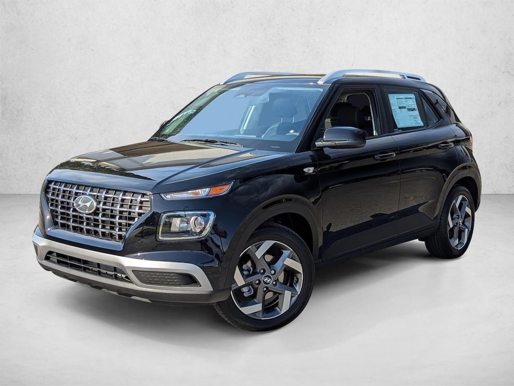 Used 2025 Hyundai Venue SEL Sport Utility