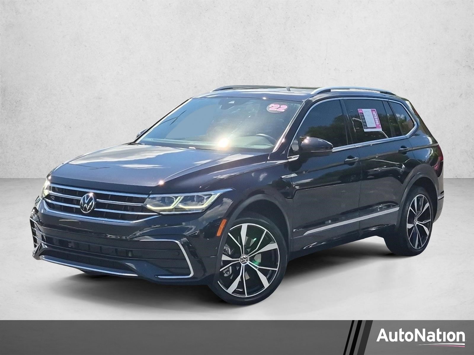 2022 Volkswagen Tiguan SEL R-LINE