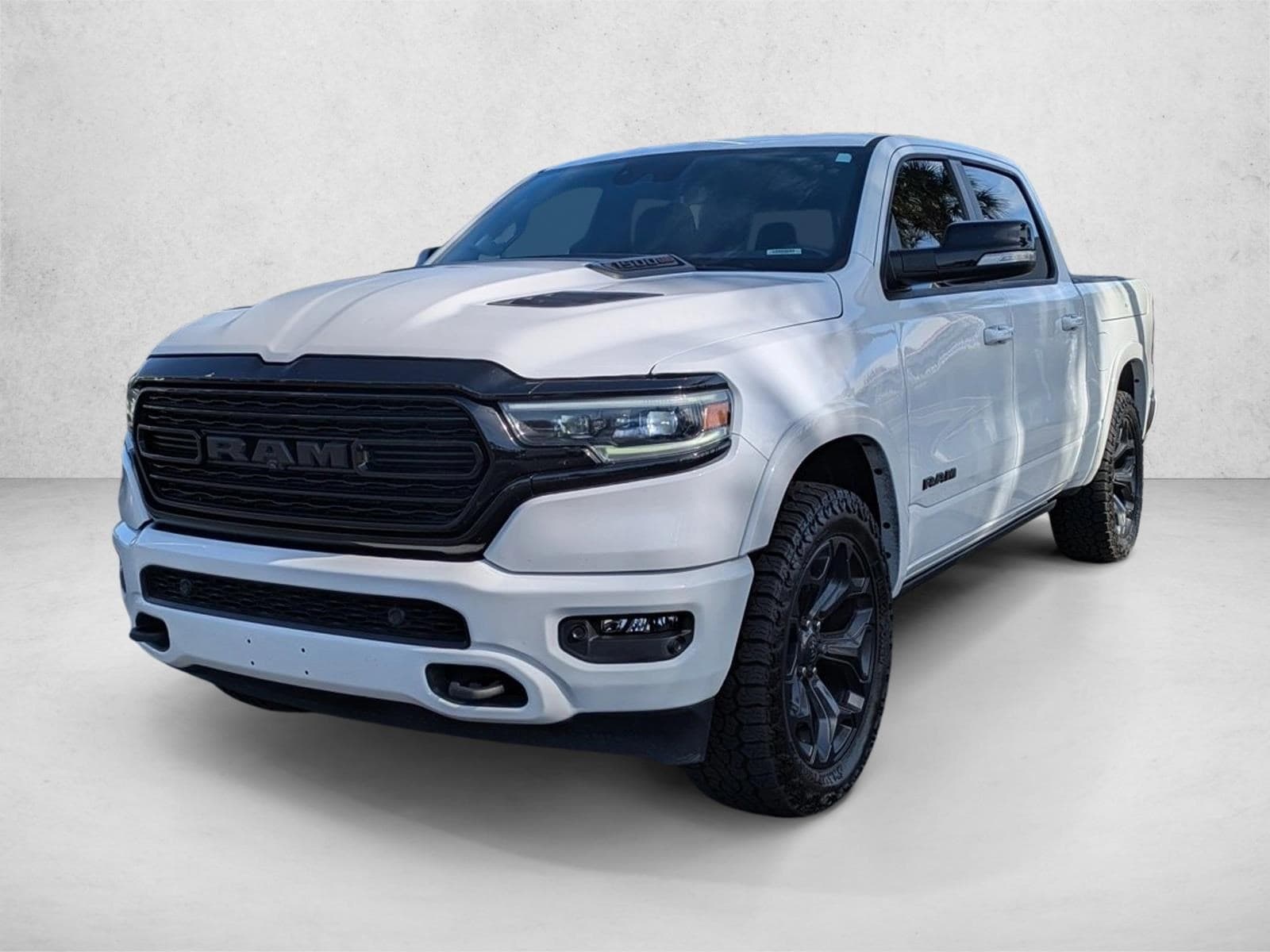 2021 RAM 1500 Limited's photo