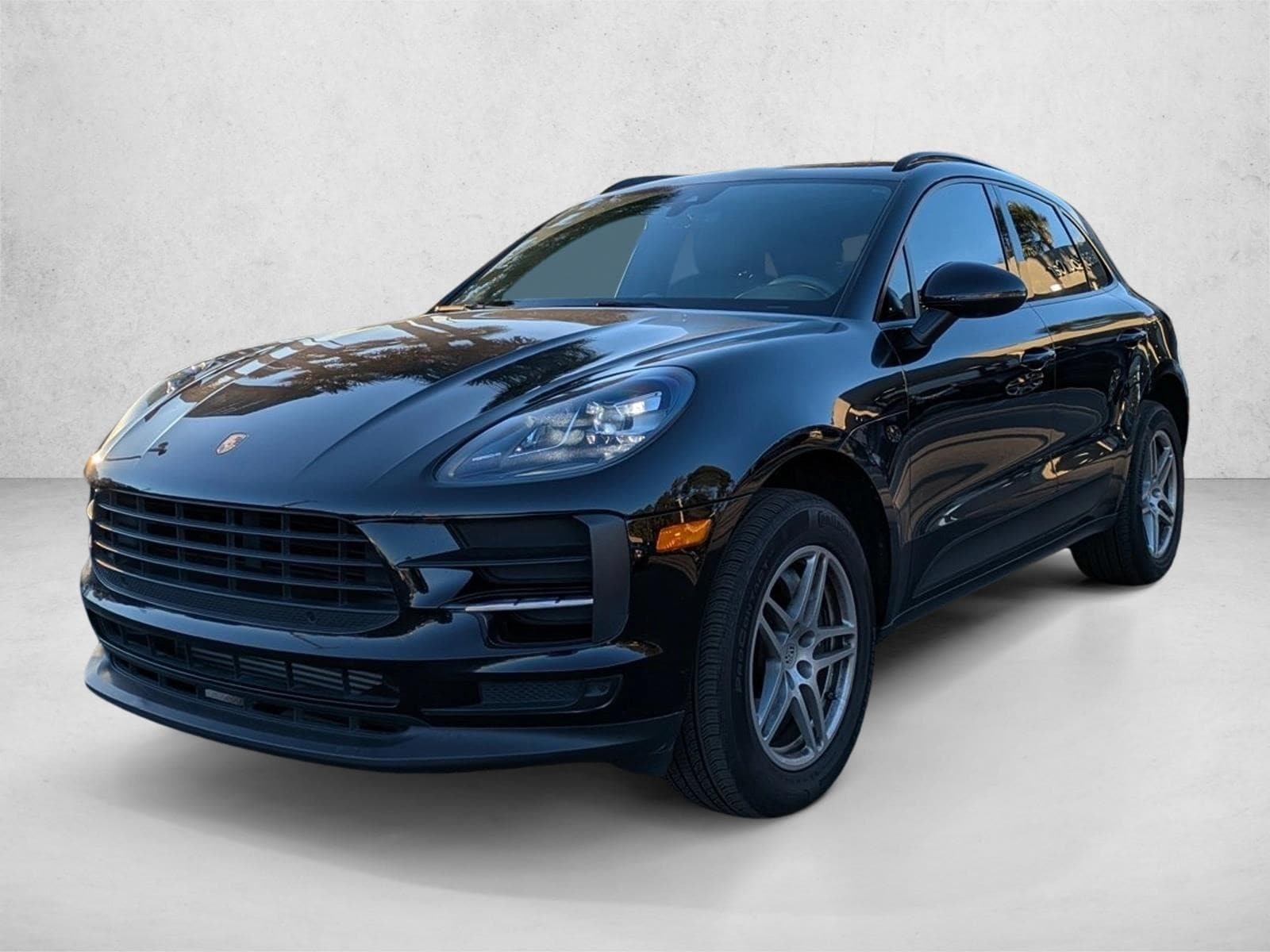 2021 Porsche Macan Base's photo
