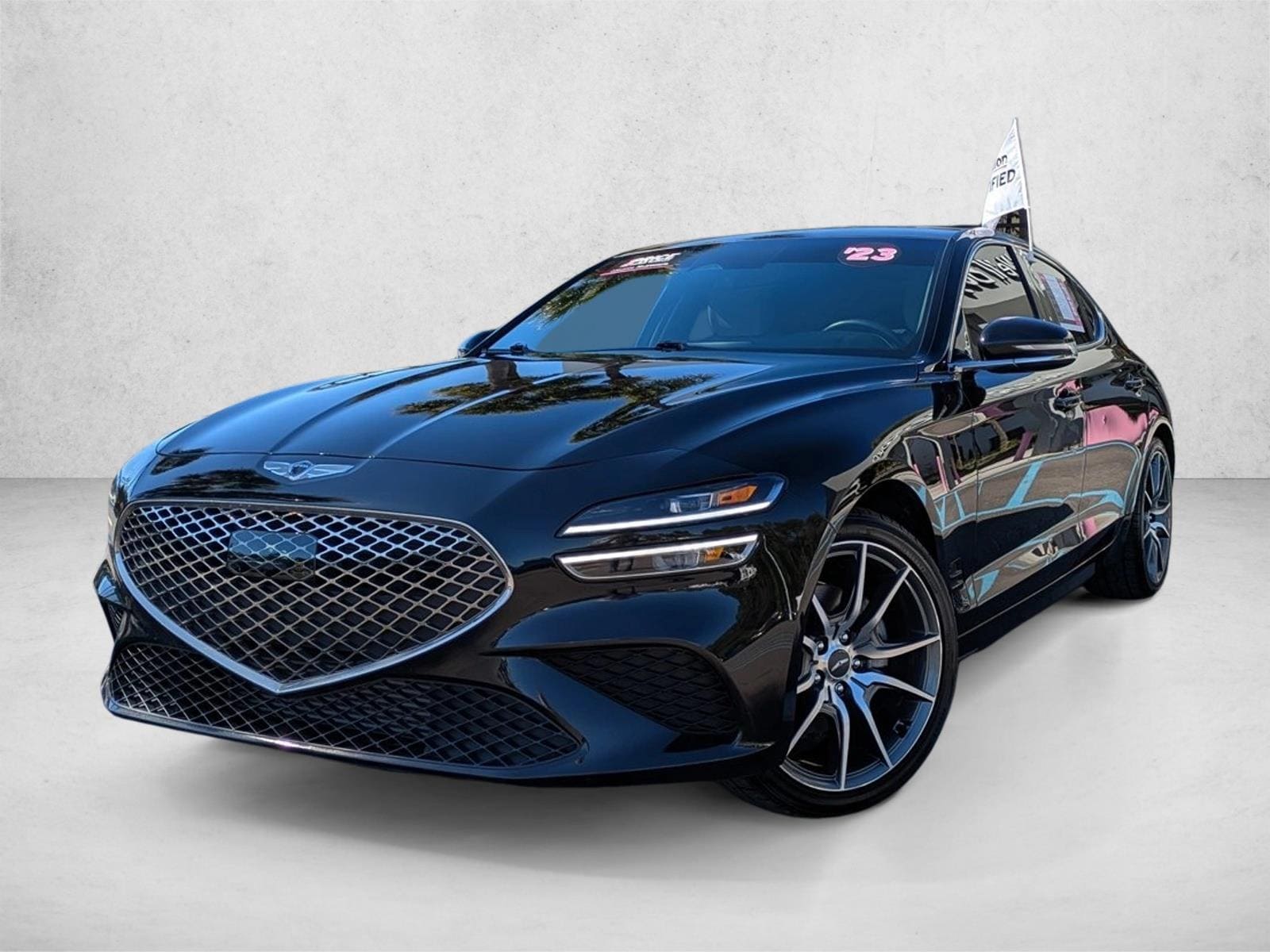 2023 GENESIS G70 Standard's photo