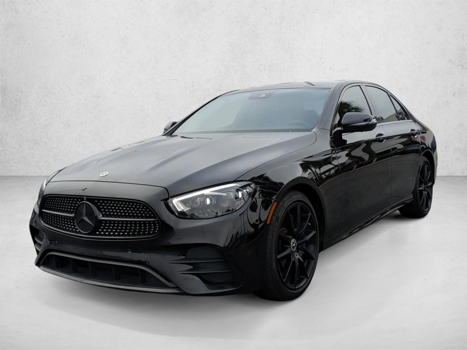 2021 Mercedes-Benz E-Class E350's photo