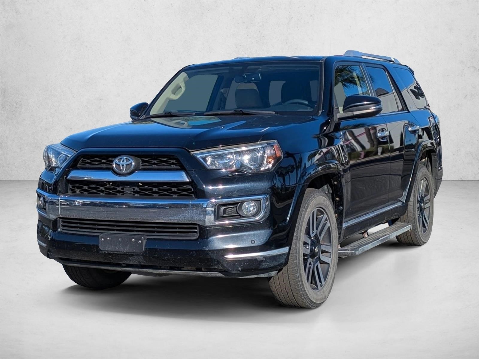 2016 Toyota 4Runner Limited's photo