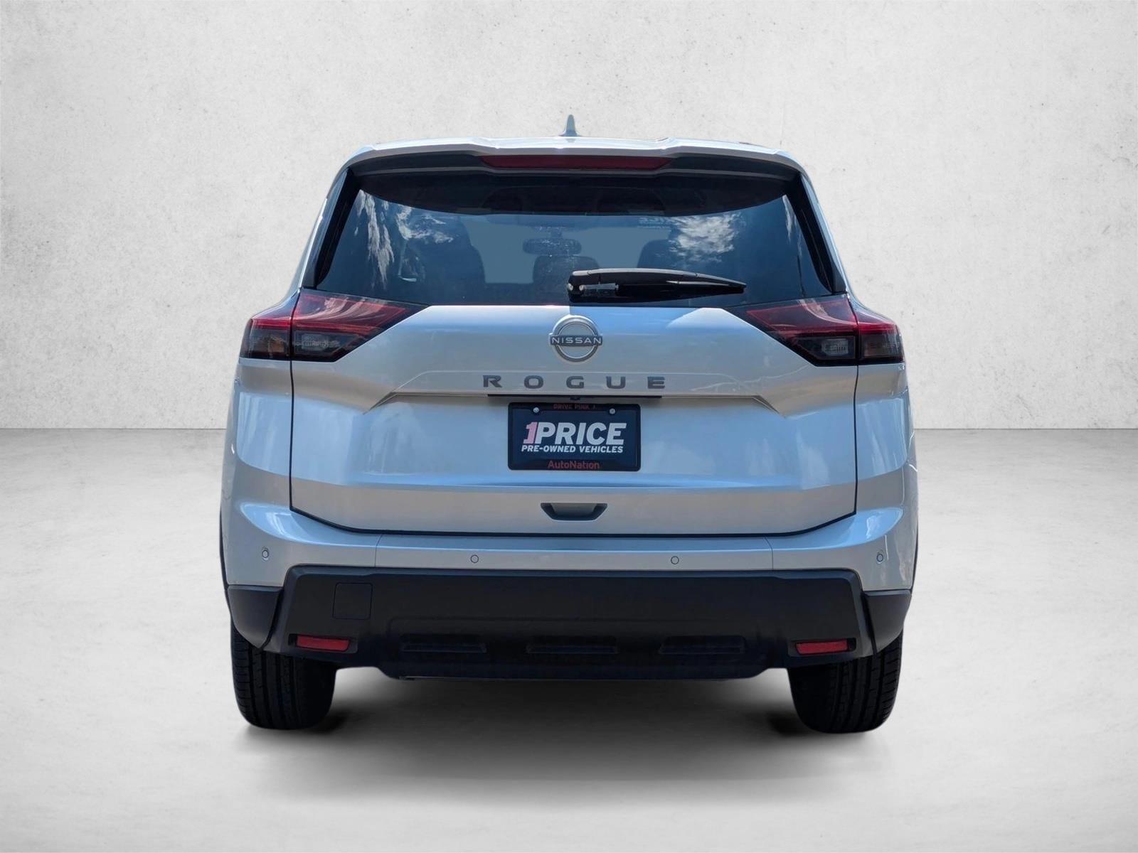 2025 Nissan Rogue SV - Photo 7