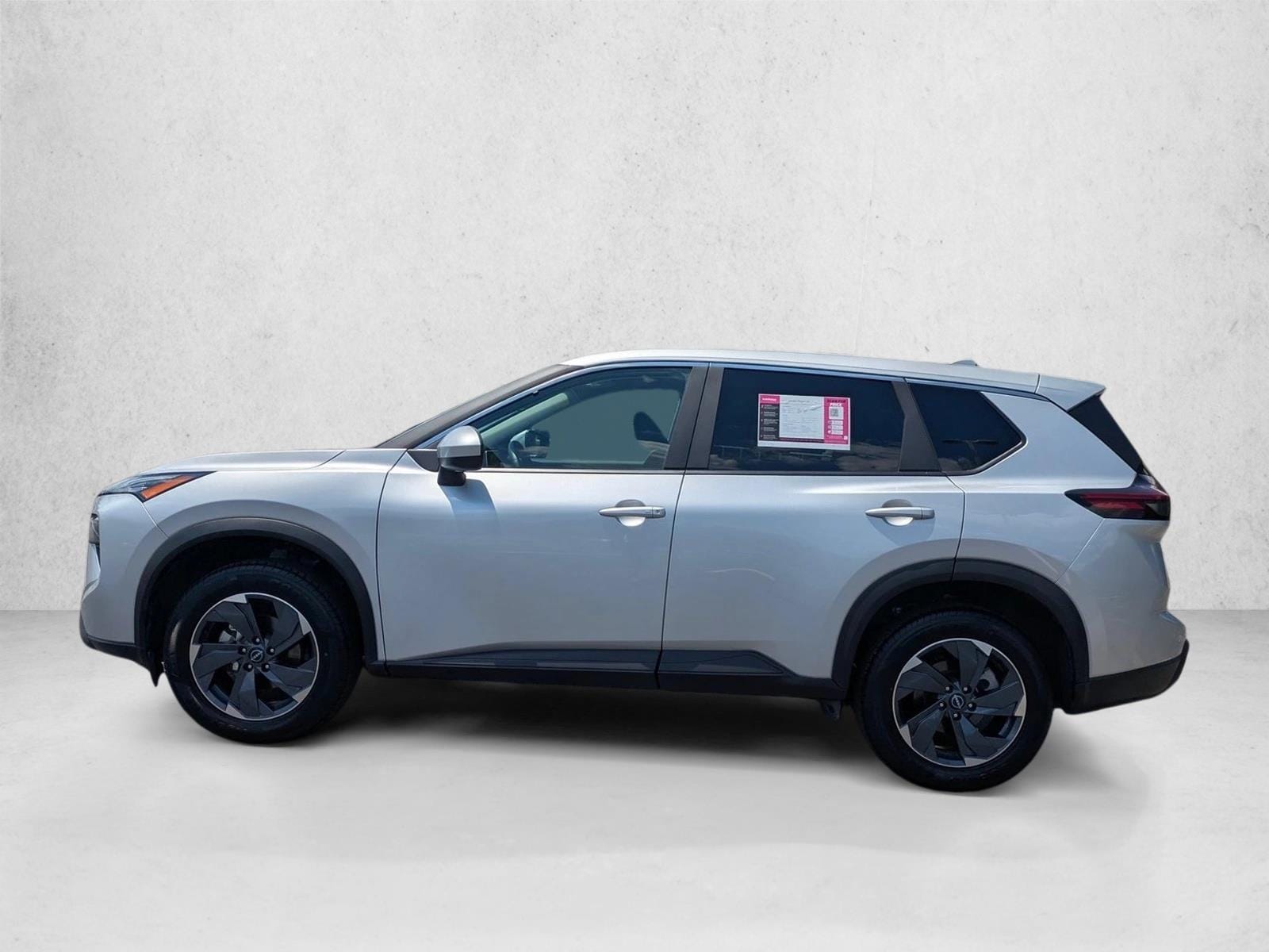 2025 Nissan Rogue SV - Photo 9