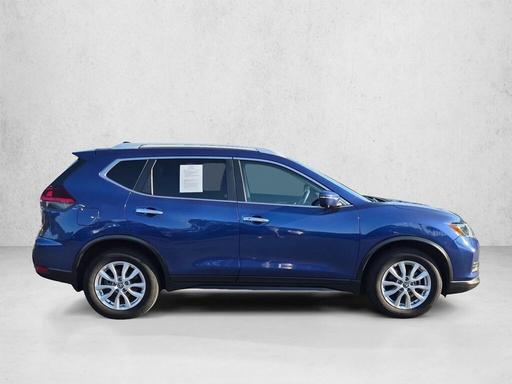 Used 2018 Nissan Rogue SV Sport Utility