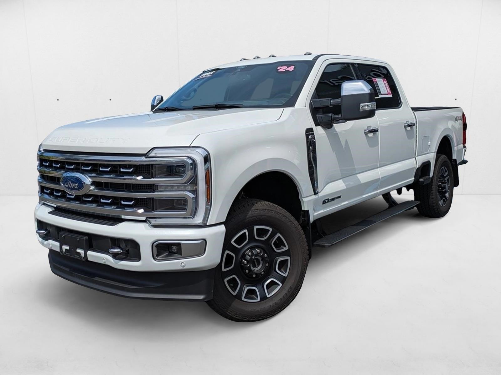 2024 Ford F-350 Super Duty Platinum's photo