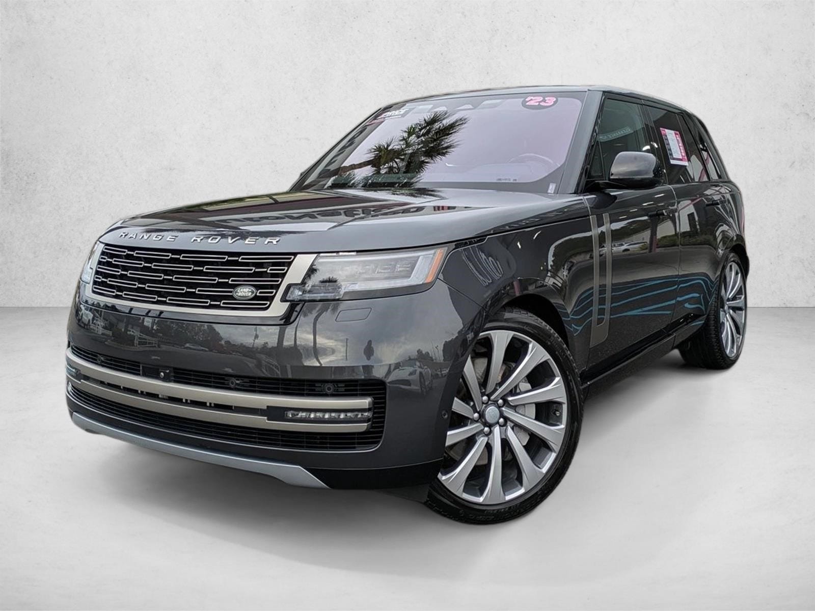 2023 Land Rover Range Rover SE's photo