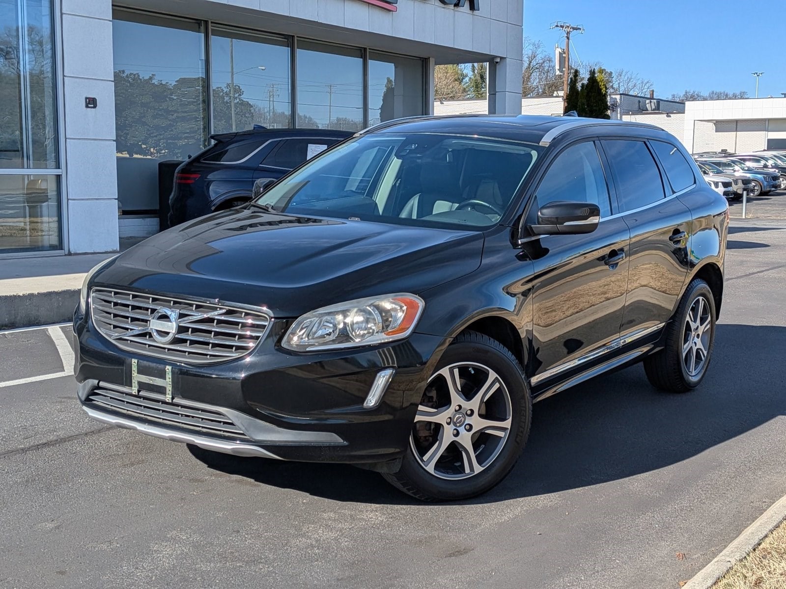 2014 Volvo XC60 T6 R-Design's photo