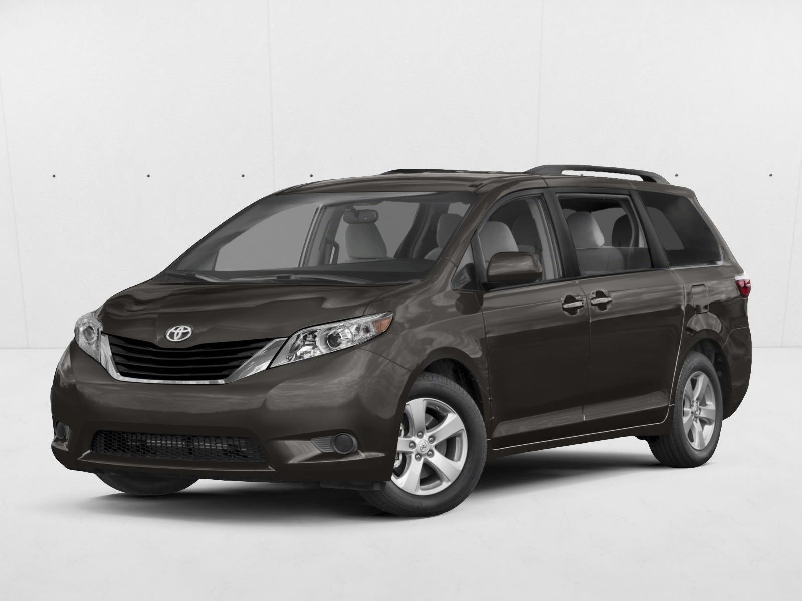 2016 Toyota Sienna LE