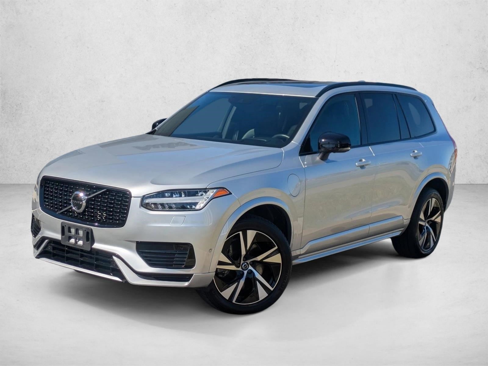 2021 Volvo XC90 R-Design's photo