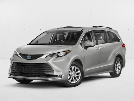 2021 Toyota Sienna XLE Mini-van Passenger
