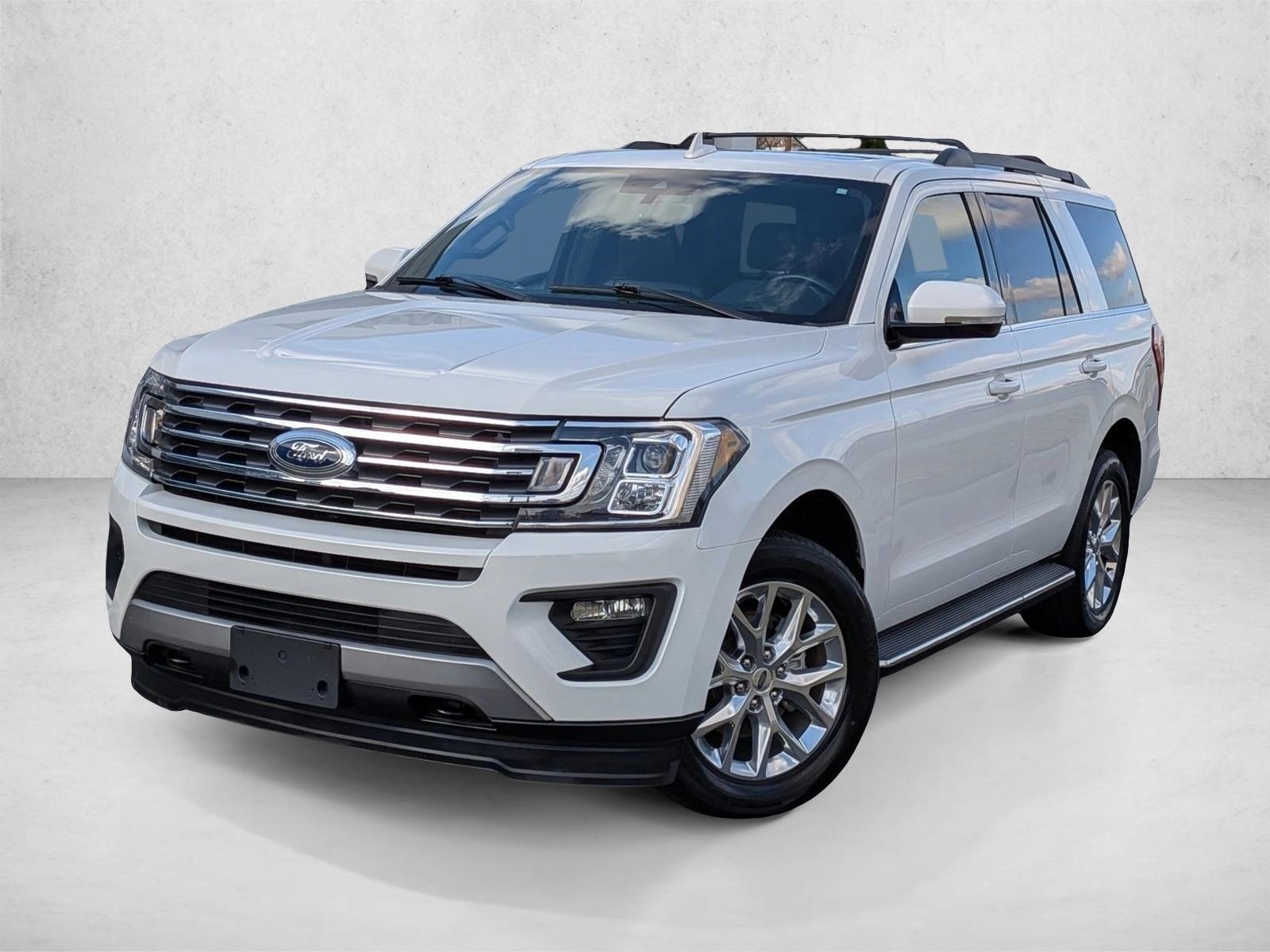 2021 Ford Expedition XLT's photo
