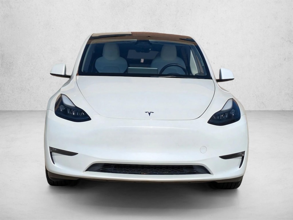 2023 Tesla Model Y Long Range photo 2