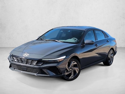 2024 Hyundai Elantra SEL 4dr Car