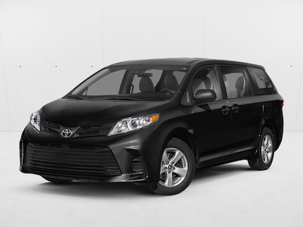 2018 Toyota Sienna Limited Premium Mini-van Passenger