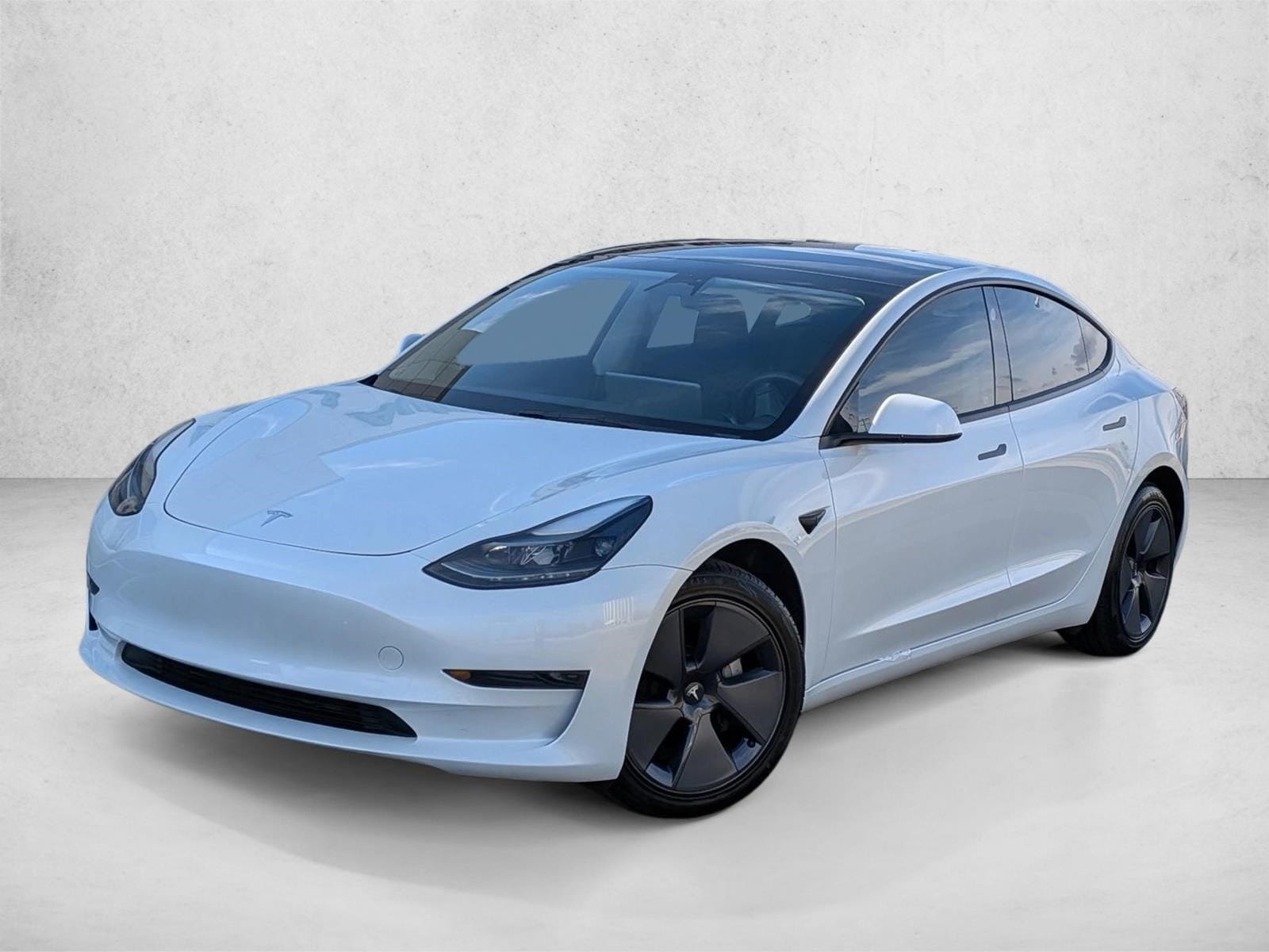 2023 Tesla Model 3 Base's photo