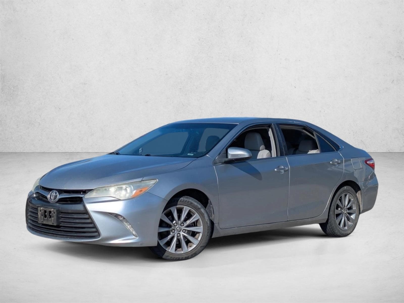 2016 Toyota Camry XLE