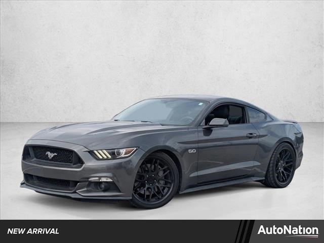 2017 Ford Mustang Base's photo