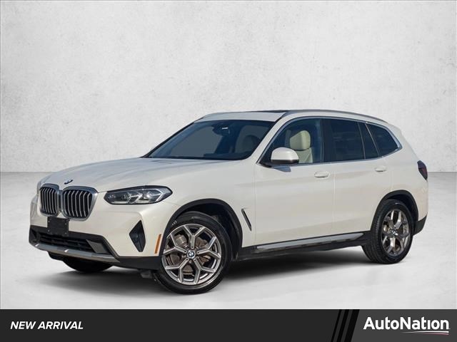2022 BMW X3 30i's photo
