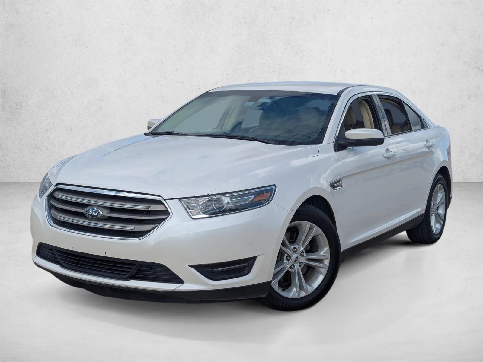 2018 Ford Taurus SEL