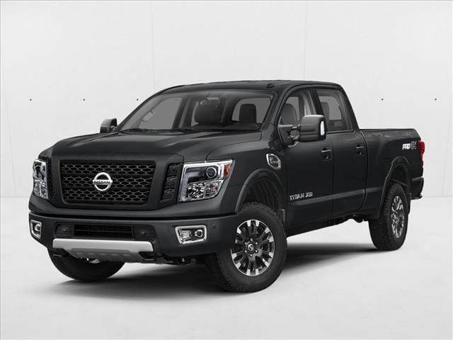 2019 Nissan Titan XD Pro-4X's photo