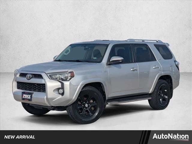 2017 Toyota 4Runner SR5's photo