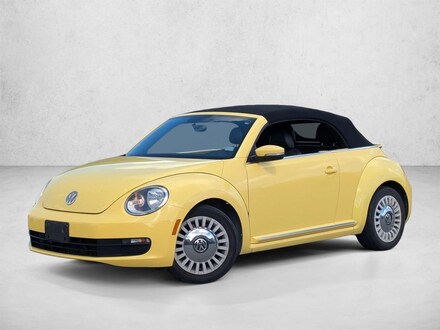 2013 Volkswagen Beetle 2.5L 2dr Car