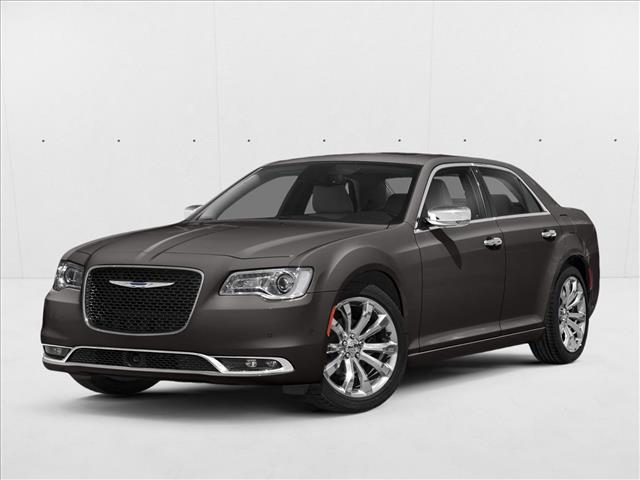 2021 Chrysler 300 Touring's photo