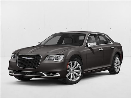 2021 Chrysler 300 Touring 4dr Car