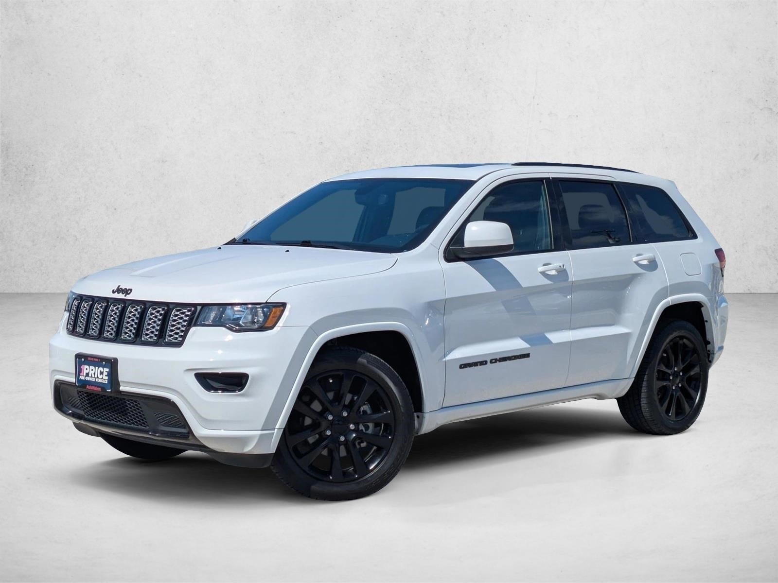 2019 Jeep Grand Cherokee Altitude's photo