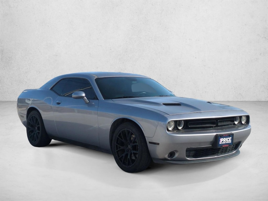 Used 2016 Dodge Challenger SXT Plus 2dr Car