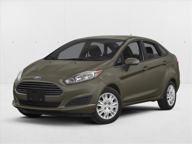 2015 Ford Fiesta SE's photo