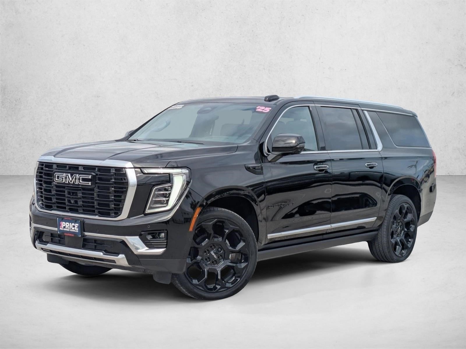 2025 GMC Yukon XL Denali's photo