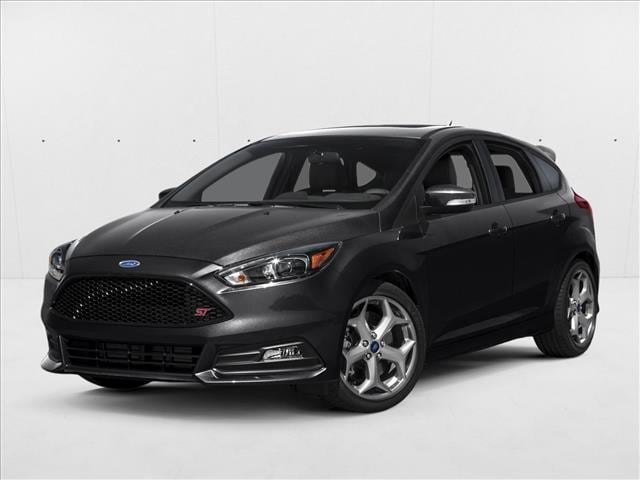 2016 Ford Focus ST's photo