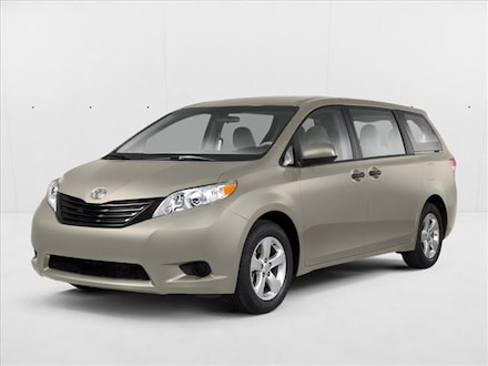 2011 Toyota Sienna LE AAS Mini-van Passenger