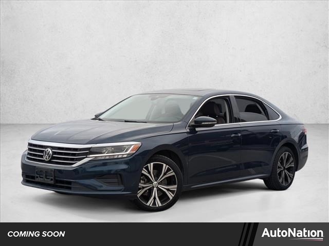 2022 Volkswagen Passat SE's photo