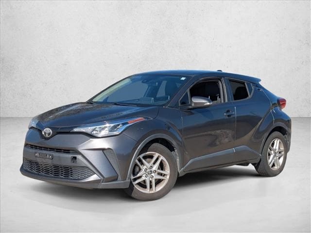 2020 Toyota C-HR LE's photo