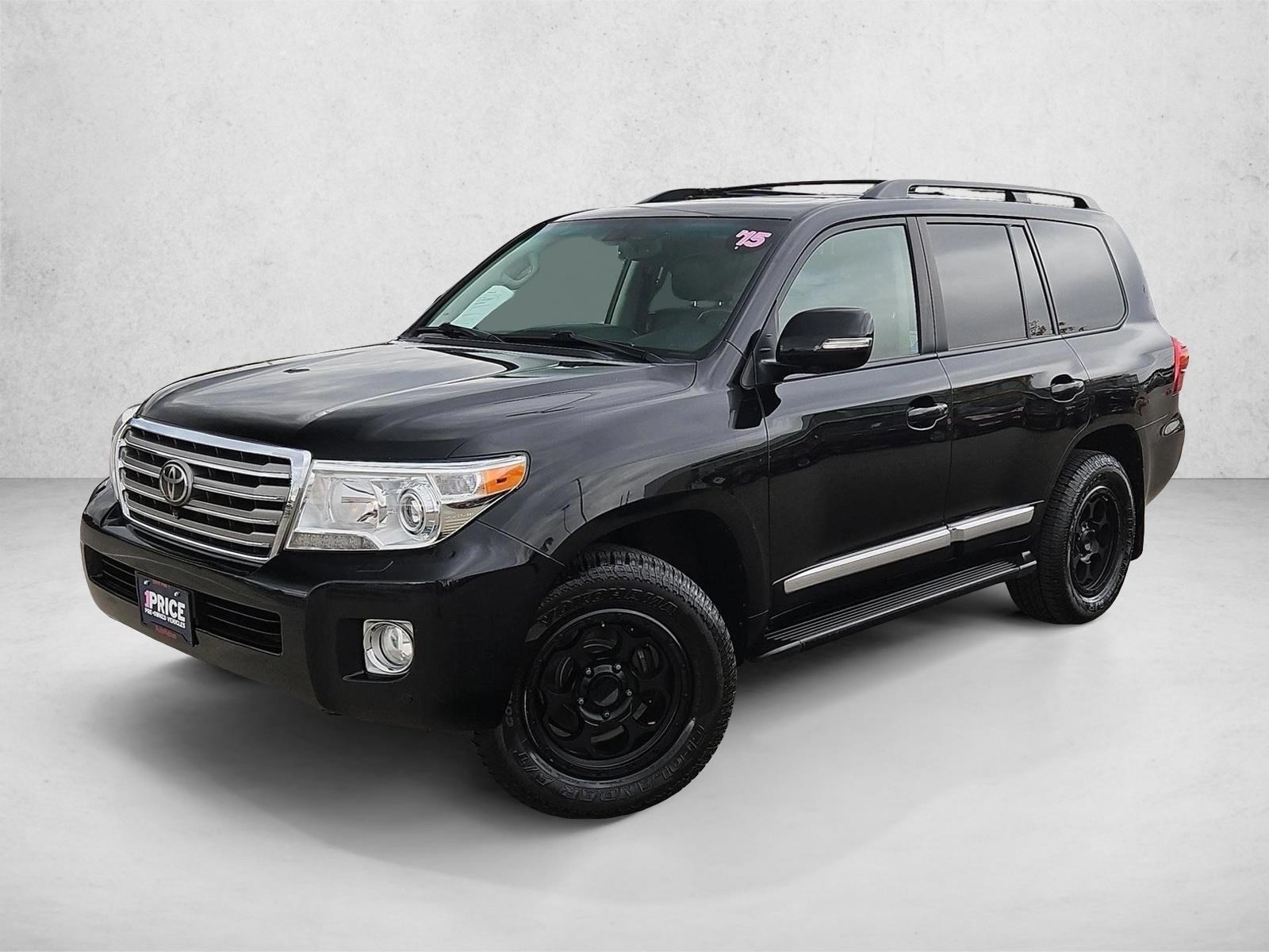 2015 Toyota Land Cruiser Base's photo