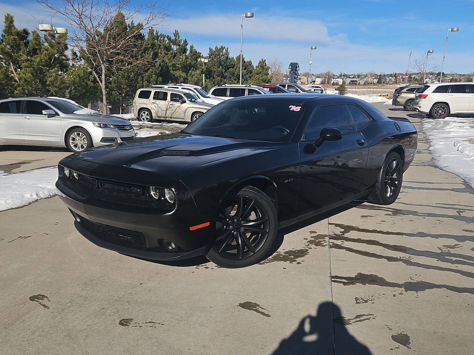 2016 Dodge Challenger R/T's photo