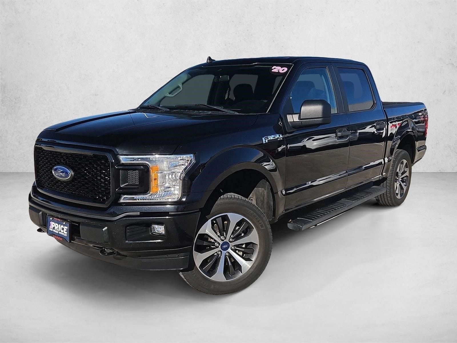 2020 Ford F-150 XL's photo