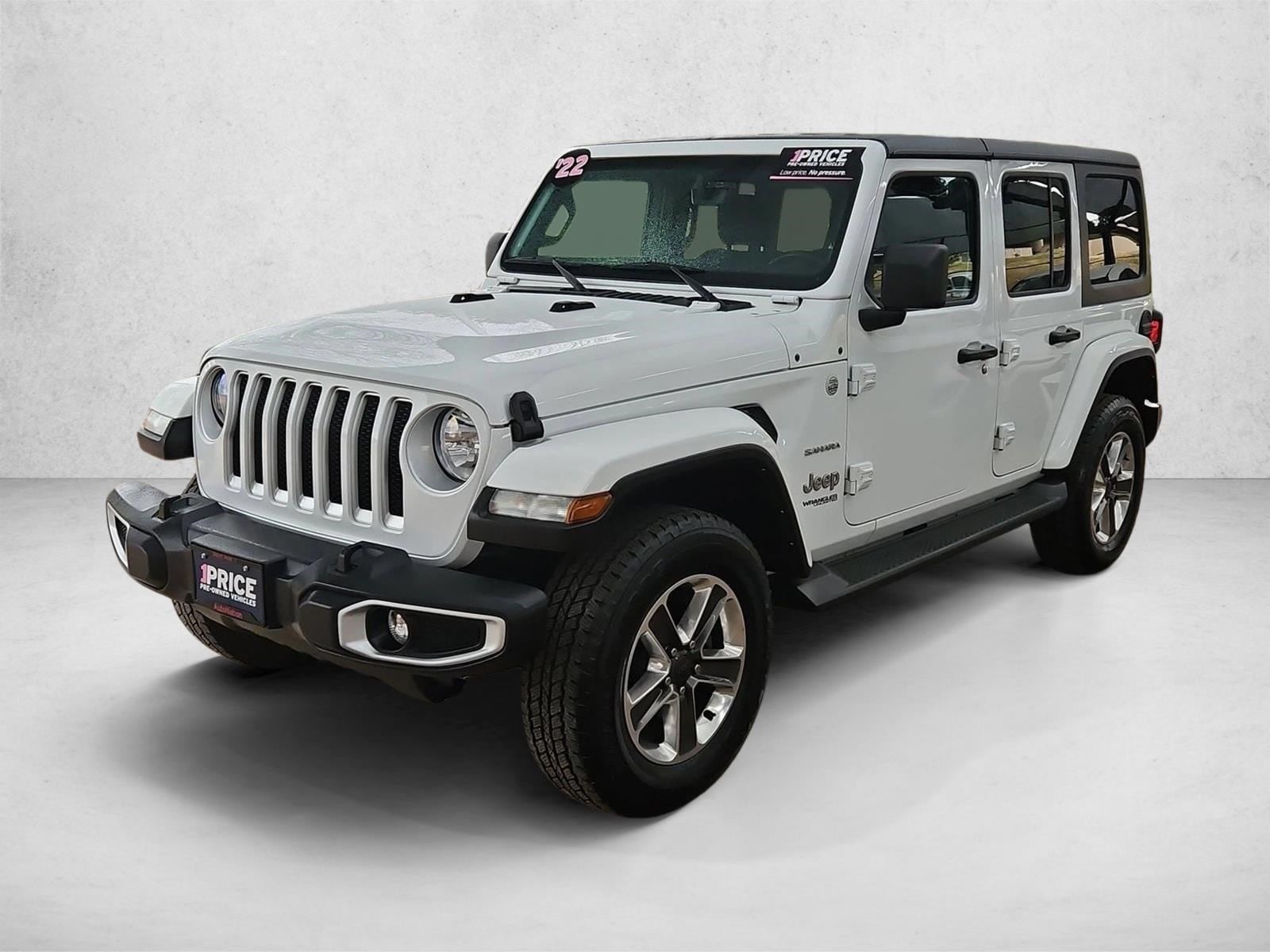 2022 Jeep Wrangler Unlimited Sahara's photo