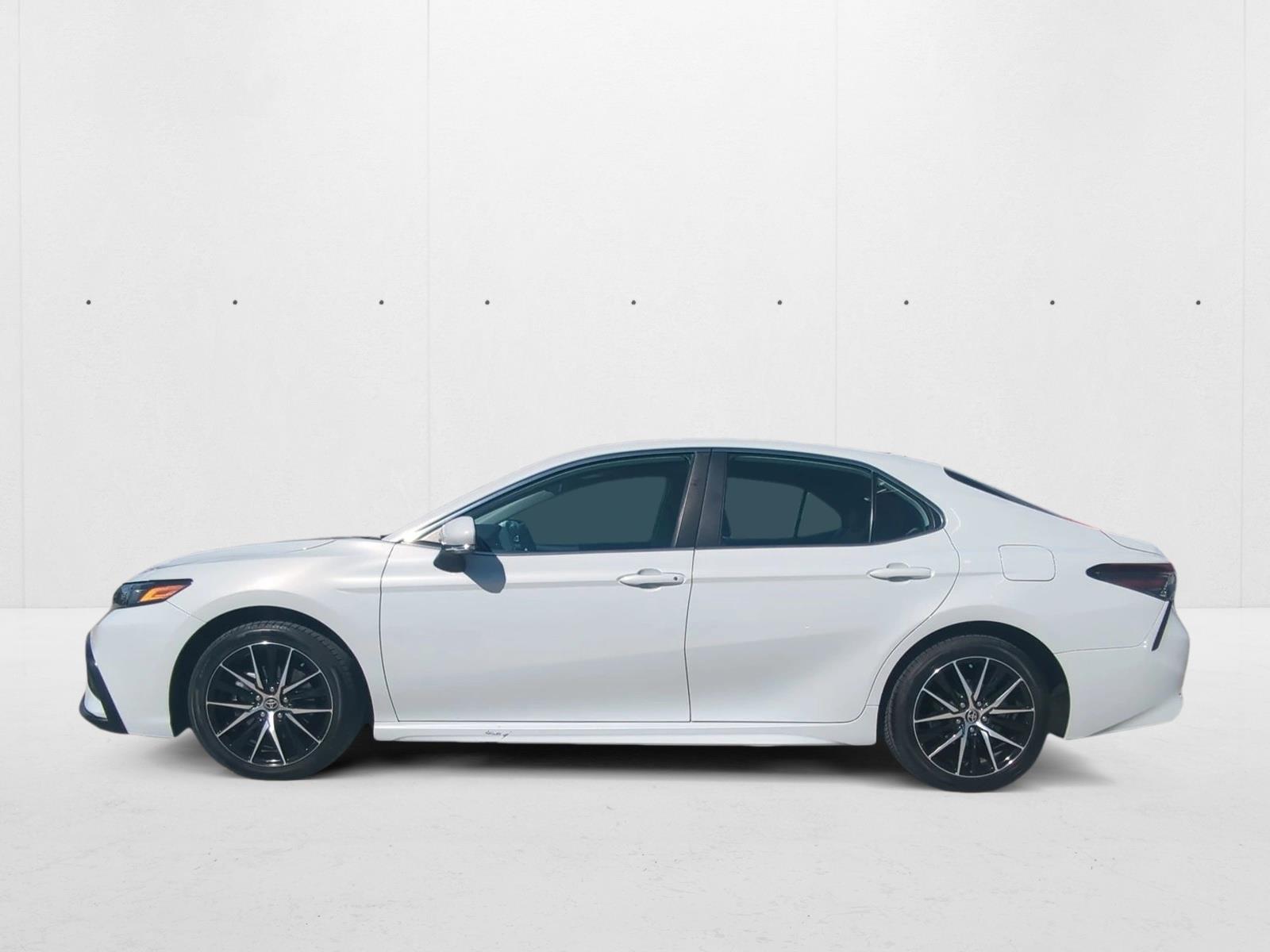 Image of Used 2022 Toyota Camry SE